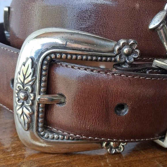 Talbots Vintage Western Brown Leather Belt with Silver Buckle - Picture 8 of 12